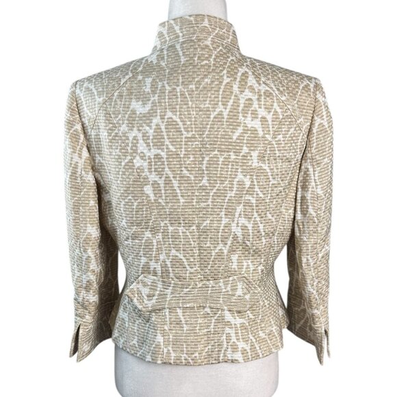 Carlisle Beige White SILK-Blend Cropped Jacket Elegant Textured Women's SZ 10 - Picture 8 of 9